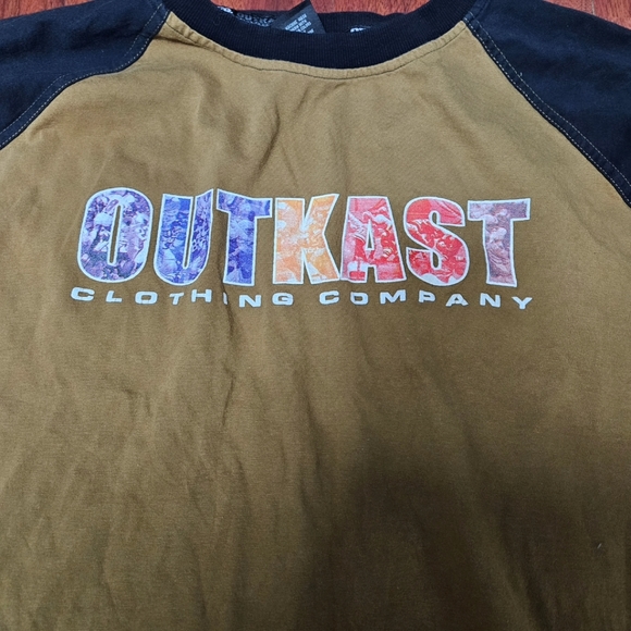 Vintage Outkast Clothing Co - Picture 2 of 5